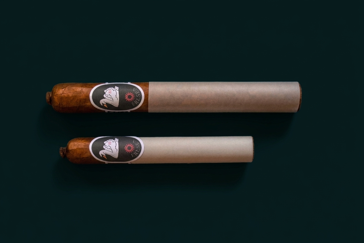 Las dos vitolas, Churchill y Mareva, una al lado de la otra